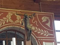 Poseben križ v Plečnikovi cerkvi sv. Mihaela na Barju.